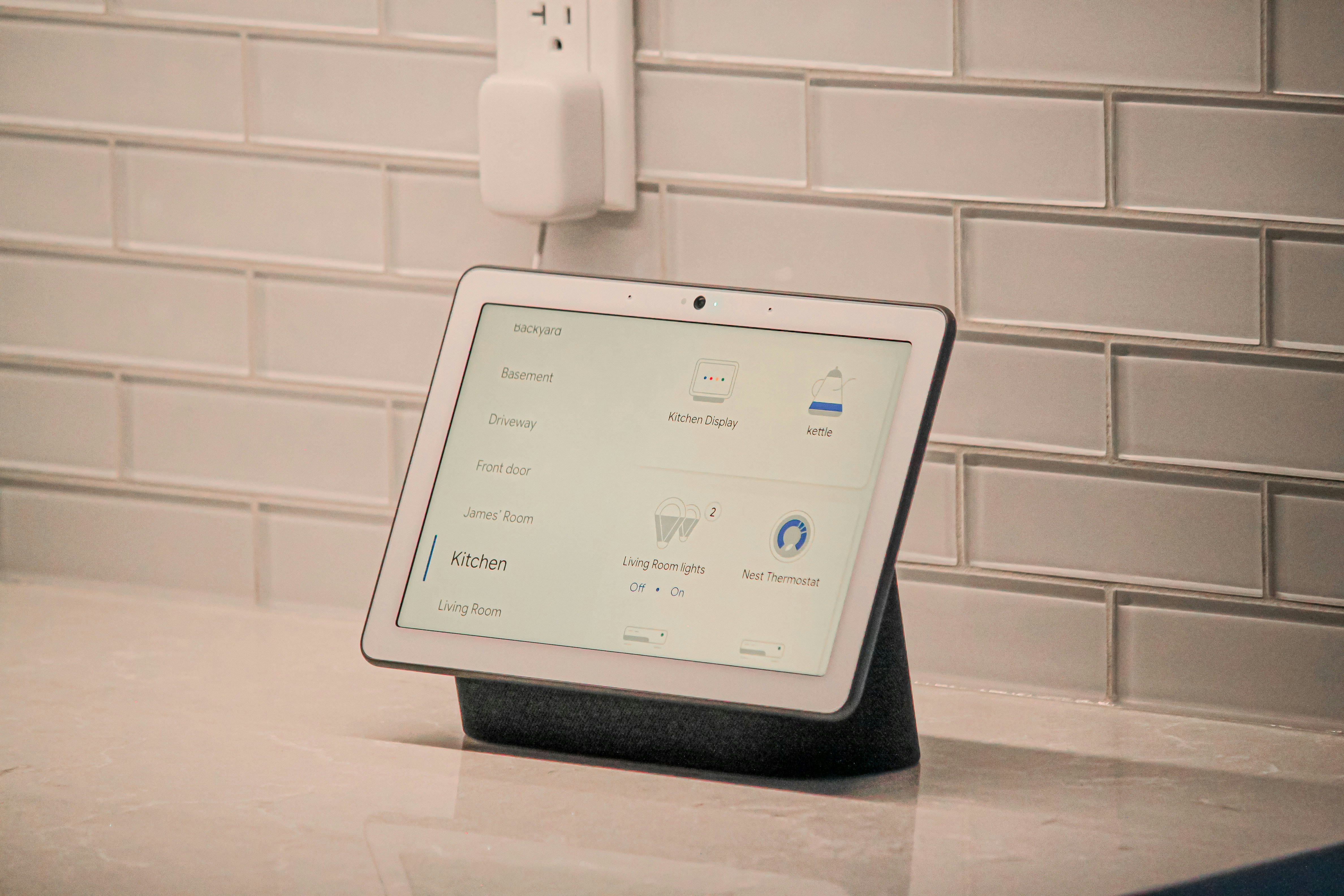 The Best Ways to Leverage Edge Computing for Faster Smart Home Automation